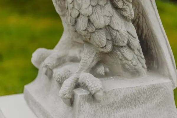 Gartendekoparadies Animaux-Aigle géant