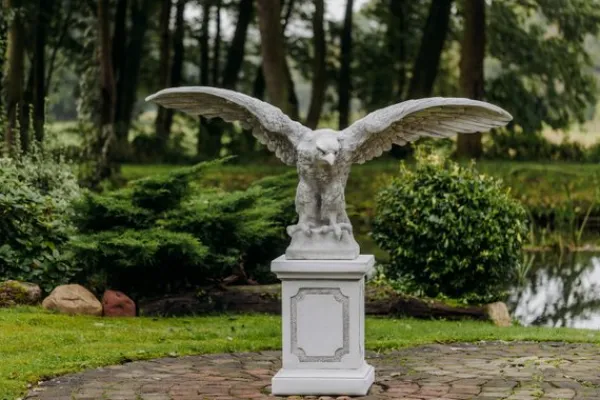 Gartendekoparadies Animaux-Aigle géant