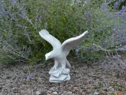 Gartendekoparadies Animaux-Aigle patiné à l'antique