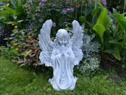 Gartendekoparadies Enfants & Anges-Ange soigneusement conçu