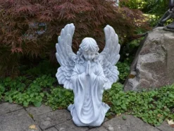 Gartendekoparadies Enfants & Anges-Ange soigneusement conçu