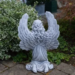 Gartendekoparadies Enfants & Anges-Ange soigneusement conçu