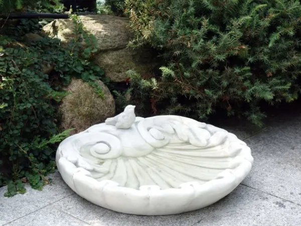 Gartendekoparadies Belle|Animaux-Bain d'oiseaux richement décoré