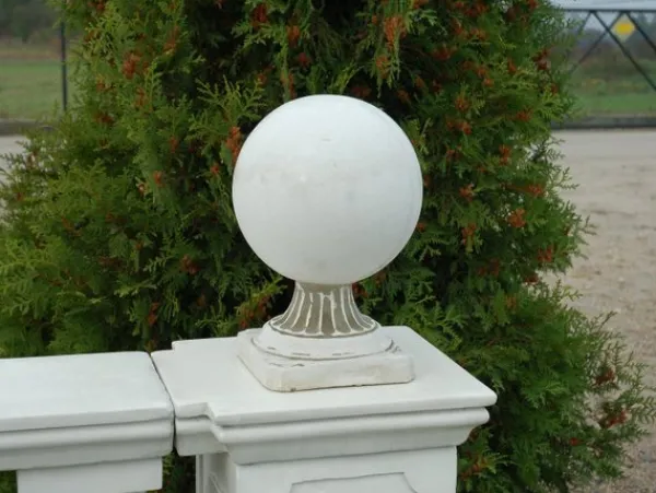 Gartendekoparadies Belle-Ball met des accents nobles