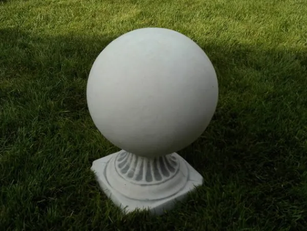 Gartendekoparadies Belle-Ball met des accents nobles