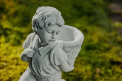 Gartendekoparadies Enfants & Anges-Boy Figurine with Plant Basket