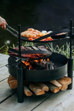Gartendekoparadies Bols À Feu & Poêles De Jardin-Braséro de jardin avec grille multifonctionnel «MONTANA X» de la grille 60 cm