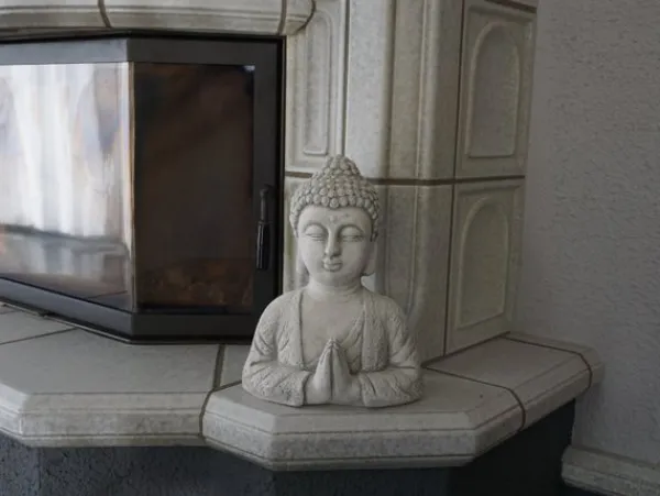 Gartendekoparadies Bouddhas-Buste de bouddha au geste de namaste