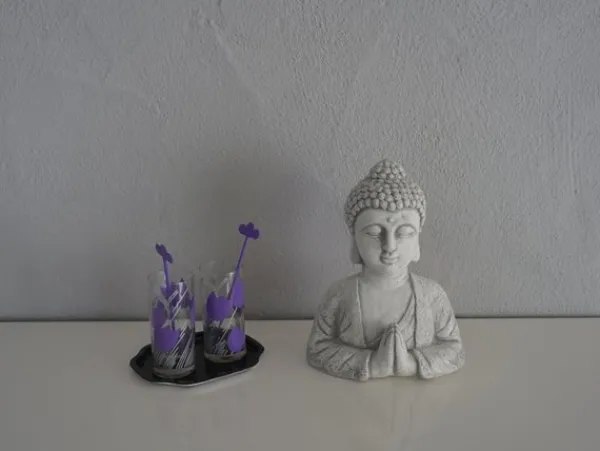 Gartendekoparadies Bouddhas-Buste de bouddha au geste de namaste