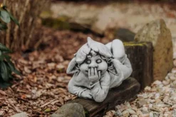 Gartendekoparadies Gnome-Ce gnome est sur le point d'éclater de rire