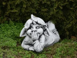 Gartendekoparadies Gnome-Ce gnome est sur le point d'éclater de rire