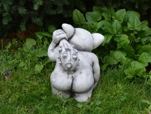 Gartendekoparadies Trolls-Ce troll se prend pour un Néandertalien