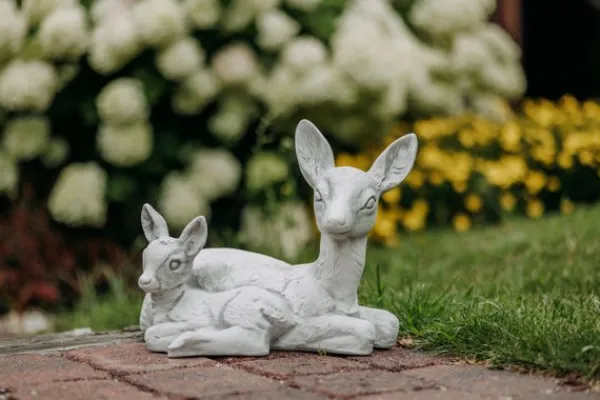 Gartendekoparadies Animaux-Cerf couché avec faon