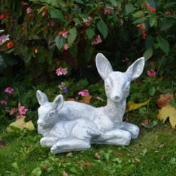 Gartendekoparadies Animaux-Cerf couché avec faon