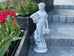 Gartendekoparadies Figures & Statues-Cette statue fait toujours bonne figure