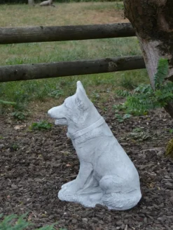 Gartendekoparadies Animaux-Chien de race berger allemand