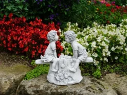 Gartendekoparadies Enfants & Anges-Chiffres de garçon et de fille sur la balançoire