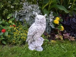 Gartendekoparadies Animaux-Chouette au plumage soigneusement dessiné