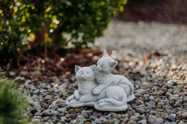 Gartendekoparadies Animaux-Couple de chats jouant