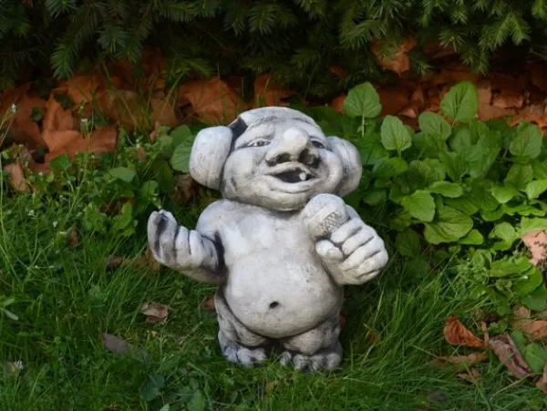 Gartendekoparadies Trolls-DJ troll : "Rock Me"