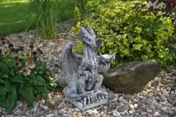 Gartendekoparadies Animaux-dragon sur un piédestal