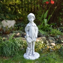 Gartendekoparadies Belle|Figures & Statues-Elfe magique avec belle rose