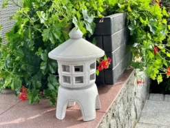 Gartendekoparadies Lanternes En Pierre-Ensemble de trois lanternes japonaises en pierre Oki-gata