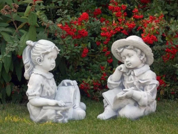 Gartendekoparadies Enfants & Anges-Fille avec livre préféré