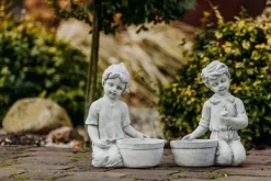 Gartendekoparadies Enfants & Anges|Jardinières-Garçon avec bol à plantes