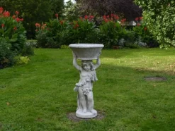 Gartendekoparadies Figures & Statues|Jardinières-Garçon avec un grand bol de plantes