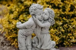Gartendekoparadies Enfants & Anges-Garçon et fille - intimement familiers