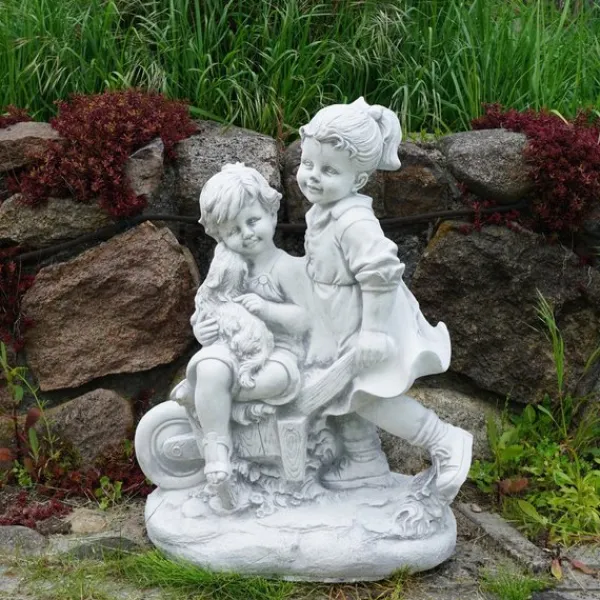 Gartendekoparadies Enfants & Anges-Garçon et fille avec brouette