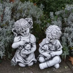 Gartendekoparadies Enfants & Anges-Garçon et fille avec des animaux