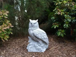 Gartendekoparadies Animaux-Grand hibou sur une branche