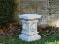 Gartendekoparadies Colonnes & Socles-Grand socle à tête de lion