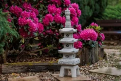 Gartendekoparadies Lanternes En Pierre-Grande pagode japonaise en pierre