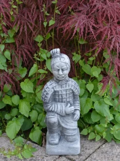 Gartendekoparadies Figures & Statues-Guerrier en terre cuite agenouillé