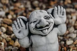 Gartendekoparadies Trolls-Hello, me voici ! : Troll se présente fièrement