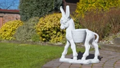 Gartendekoparadies Animaux-Immense âne avec paniers de plantes