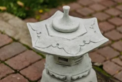 Gartendekoparadies Lanternes En Pierre-Lanterne japonaise en pierre de style Oki-gata