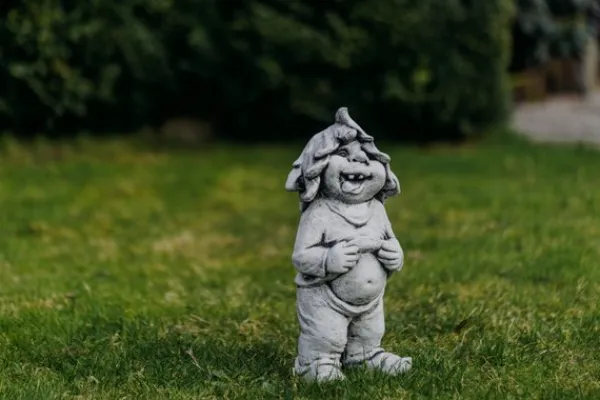 Gartendekoparadies Gnome-Le gnome comme un bon gars