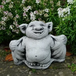 Gartendekoparadies Trolls-Le Troll en tant que Count Dracula