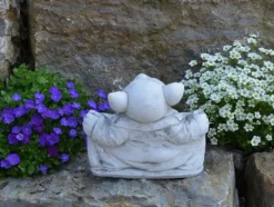Gartendekoparadies Trolls-Le Troll en tant que Count Dracula