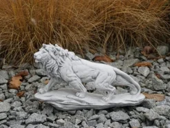 Gartendekoparadies Animaux-Lion debout sur un rocher