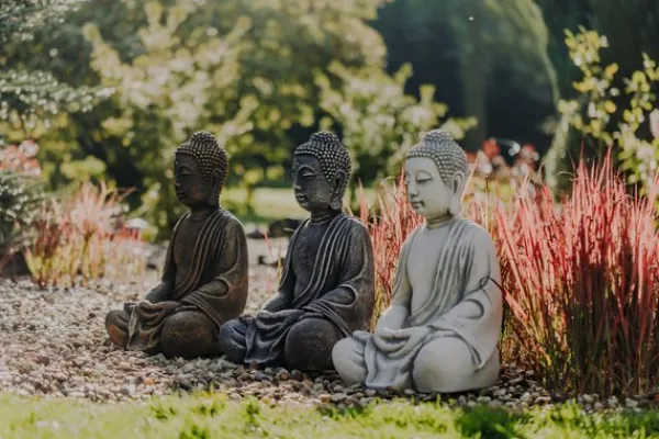 Gartendekoparadies Bouddhas-L'énorme statue de Bouddha montre rapidement son effet