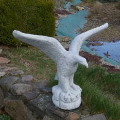 Gartendekoparadies Animaux-Énorme aigle