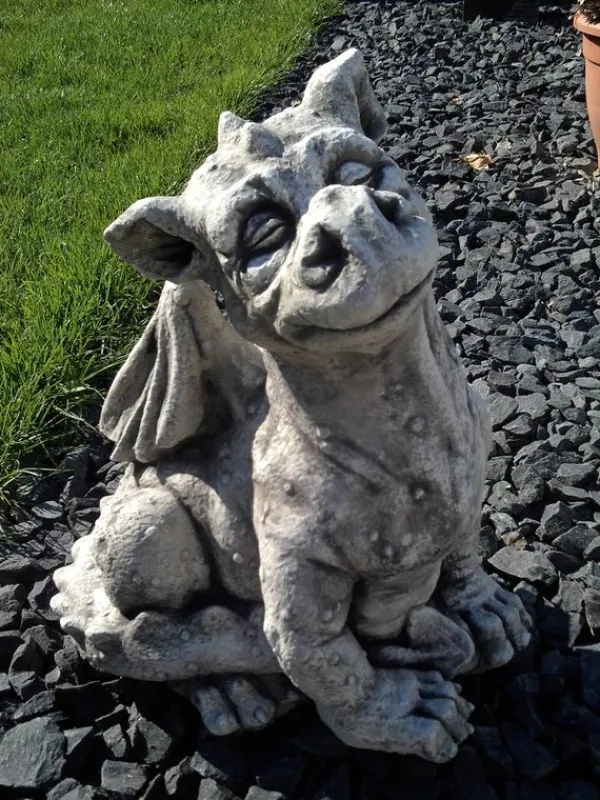 Gartendekoparadies Animaux-Énorme dragon