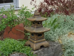 Gartendekoparadies Lanternes En Pierre-Pagode japonaise à huit fenêtres exclusive (or)