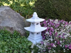 Gartendekoparadies Lanternes En Pierre-Pagode japonaise à huit fenêtres