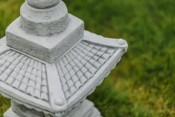 Gartendekoparadies Lanternes En Pierre-Pagode Yukimi avec un large toit